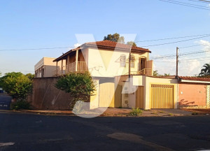 Excelente Sobrado Parque das Figueiras