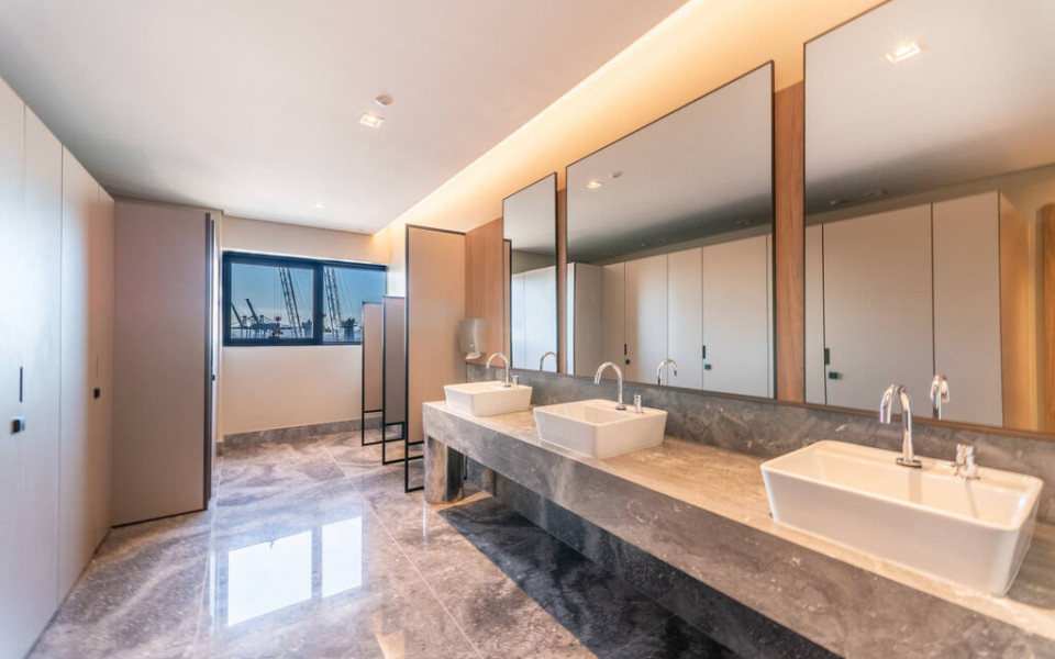 Absolute Business e Hotel