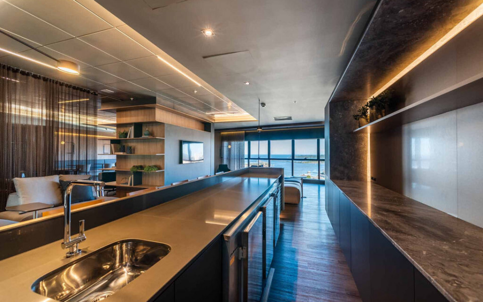 Absolute Business e Hotel