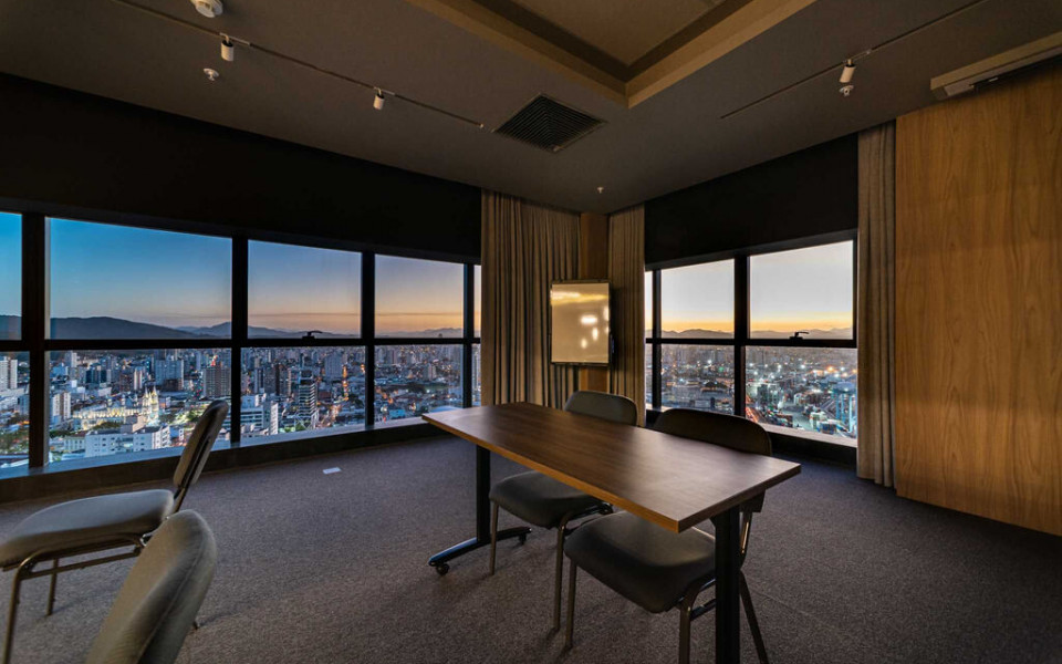 Absolute Business e Hotel