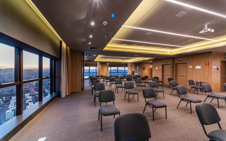 Absolute Business e Hotel