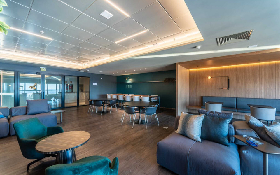 Absolute Business e Hotel