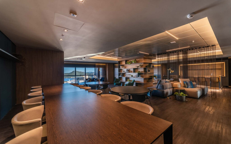 Absolute Business e Hotel