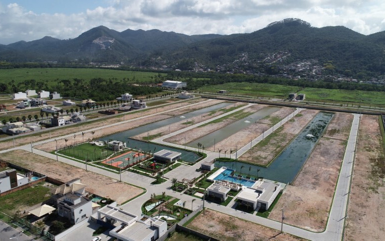 Acqua Condomínio Clube