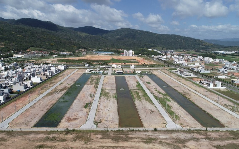 Acqua Condomínio Clube