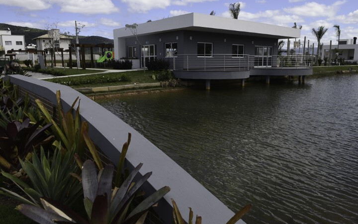 Acqua Condomínio Clube