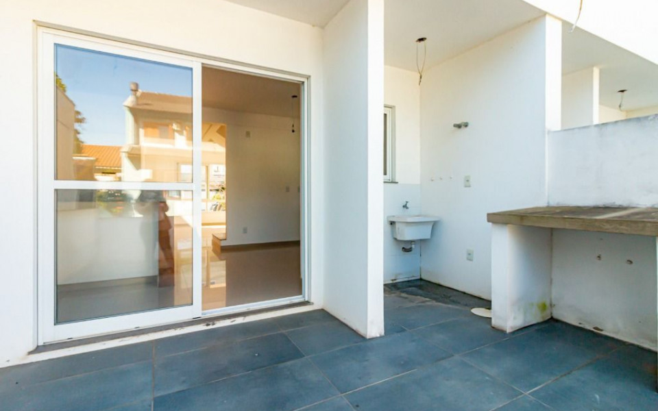 APWPF 231 CA0626MC3A