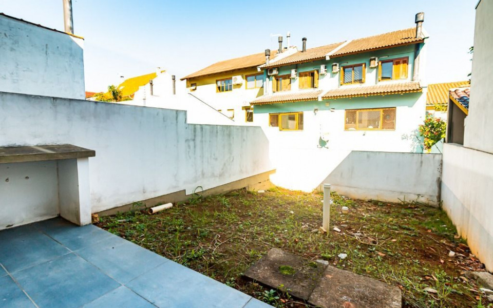 APWPF 231 CA0626MC3A