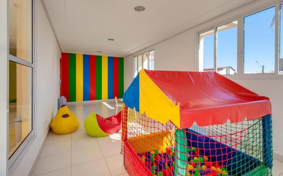 Brilhante Condomínio Clube