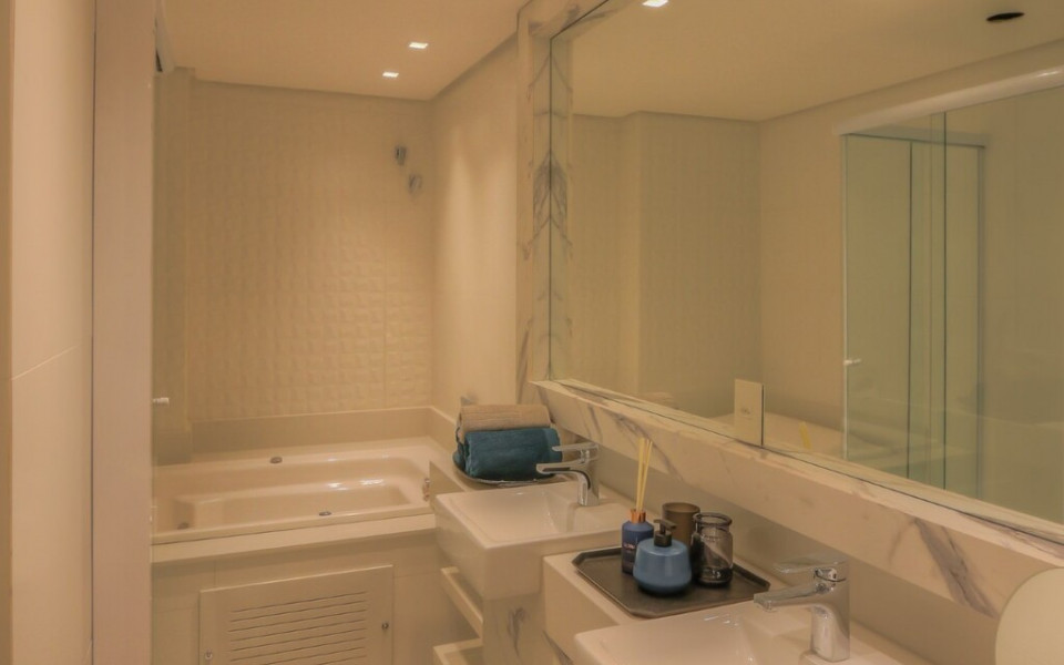 Enseada Vila Assunção