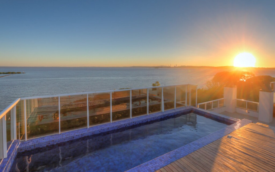 Enseada Vila Assunção