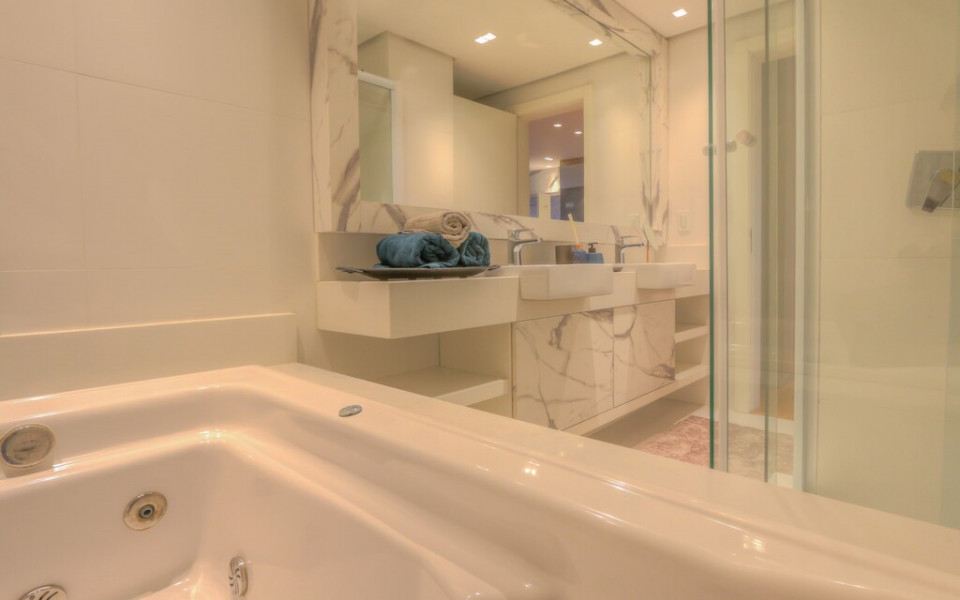 Enseada Vila Assunção