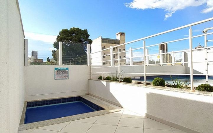 Esmeraldas Di Lourenzzo