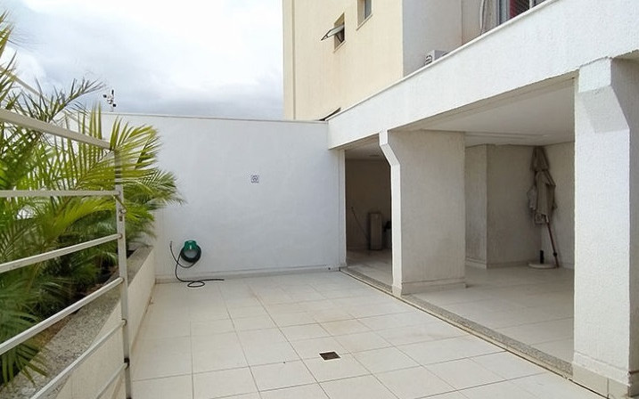 Esmeraldas Di Lourenzzo