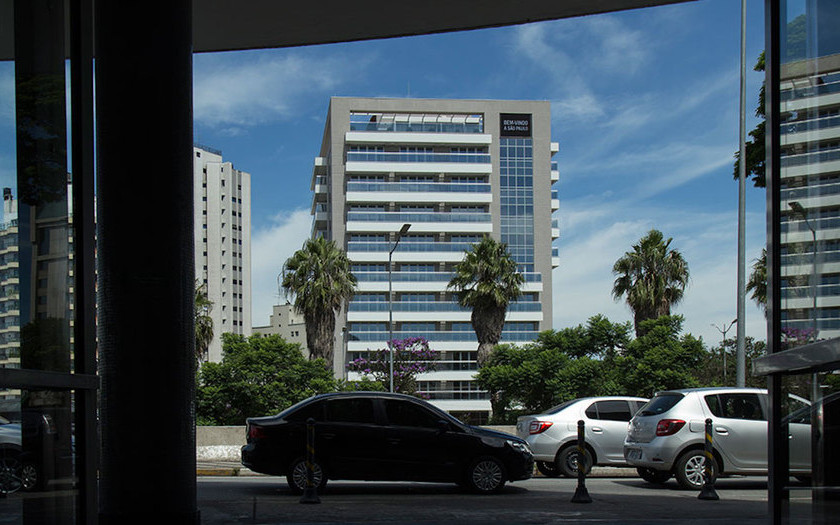 GATE 1 Corporate & Offices