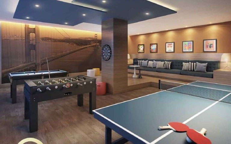 Golden Gate Club Condominium