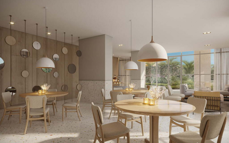 Golden Lake - Lake Victória