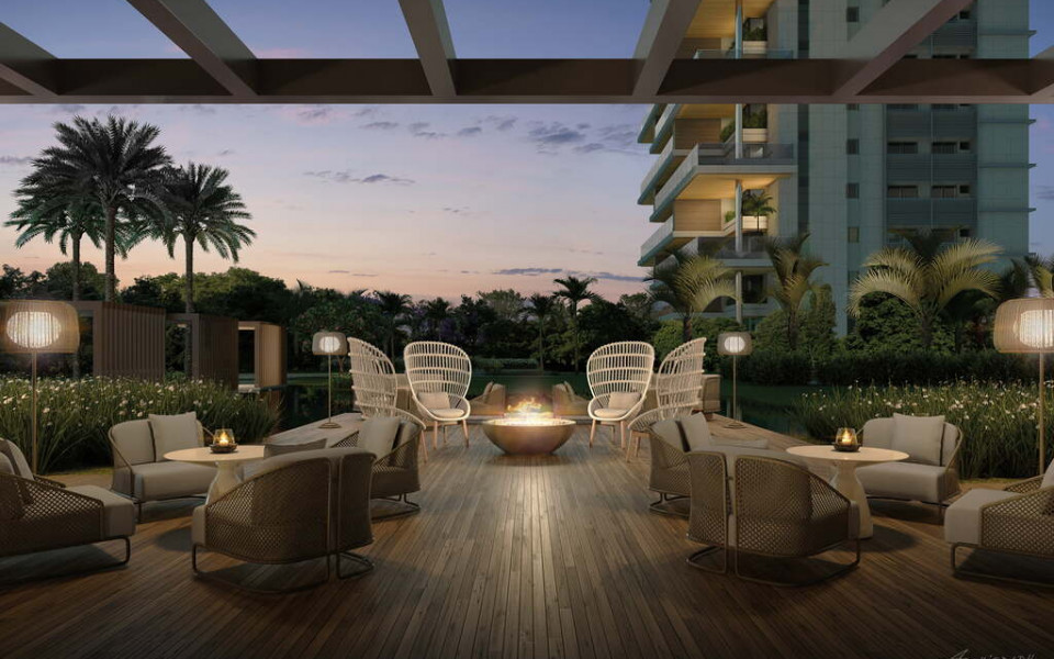 Golden Lake - Lake Victória