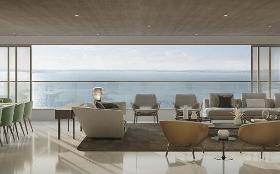 Golden Lake - Lake Victória