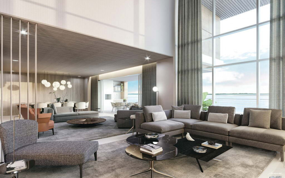 Golden Lake - Lake Victória