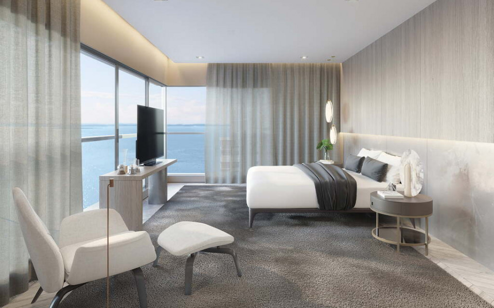 Golden Lake - Lake Victória