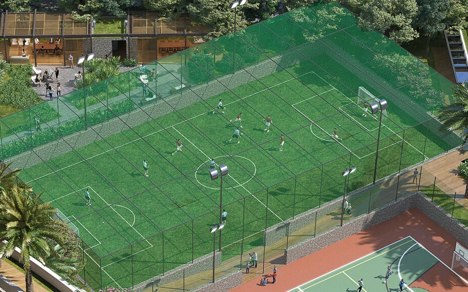 Golden Lake - Lake Victória