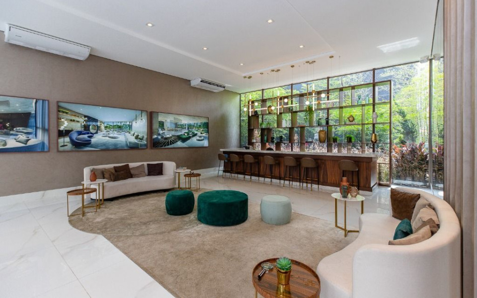 Grand Vitrali - REMAX