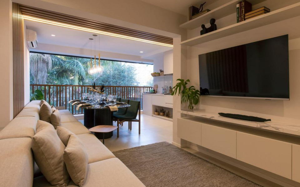 Highlights Dr. Nelson Moretti