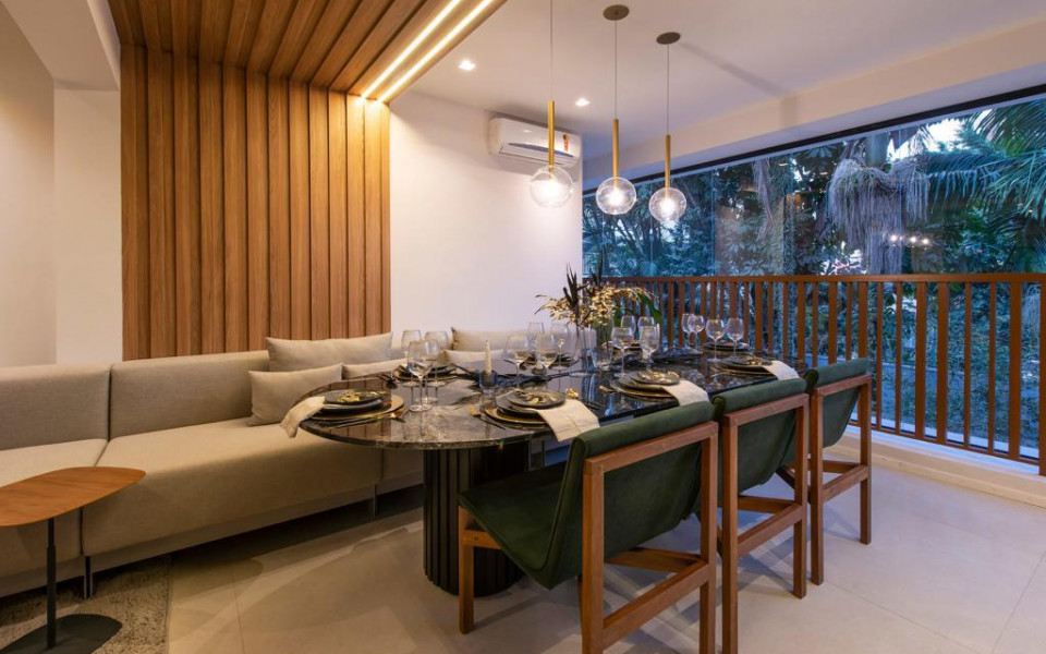 Highlights Dr. Nelson Moretti