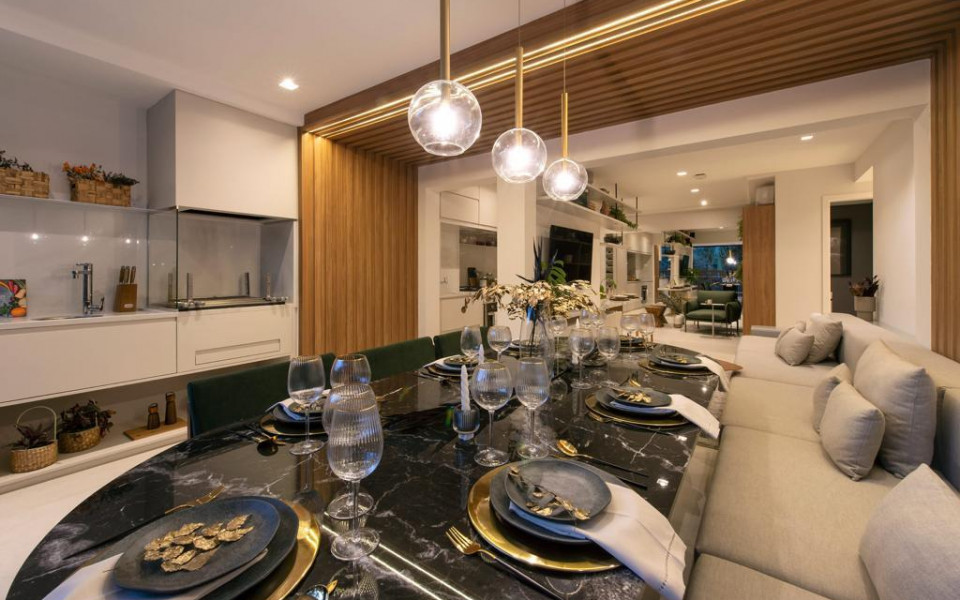 Highlights Dr. Nelson Moretti