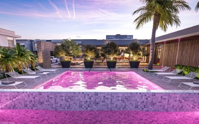 Las Rocas Condomínio Club