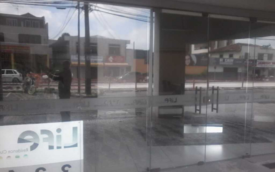 Life Residence Club - Lojas