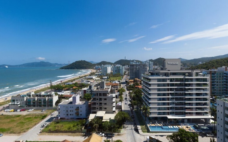 Ocean Wind Residence