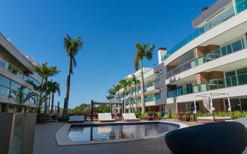 Oceanic Beach Front Residence