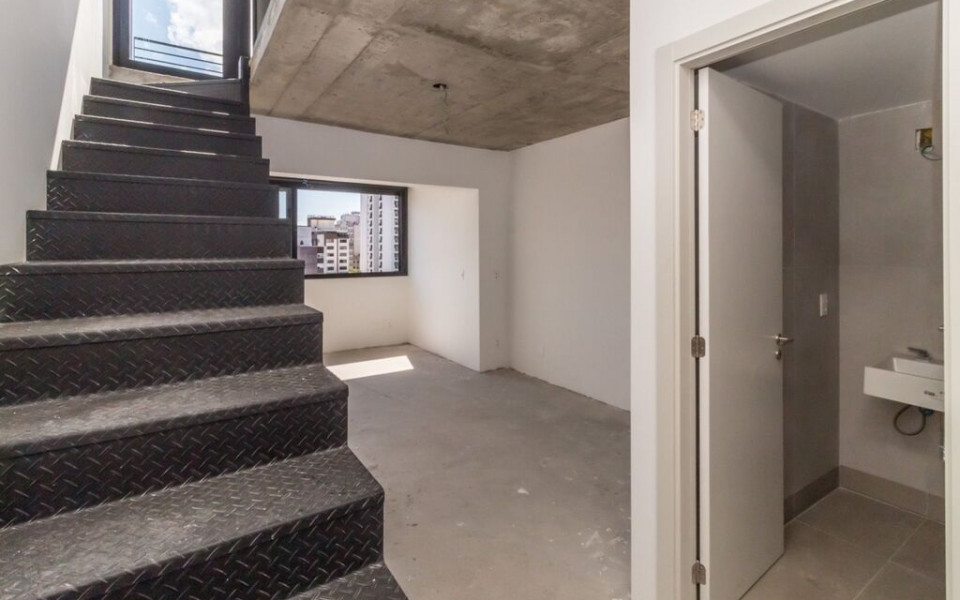 Praça 4 Apto LF0002RE8R