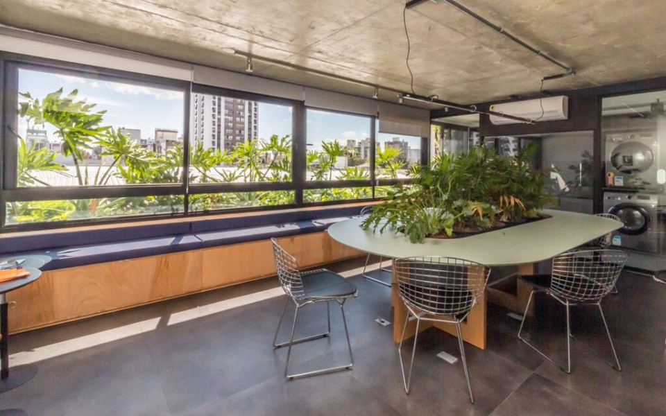 Praça 4 Apto LF0002RE8R