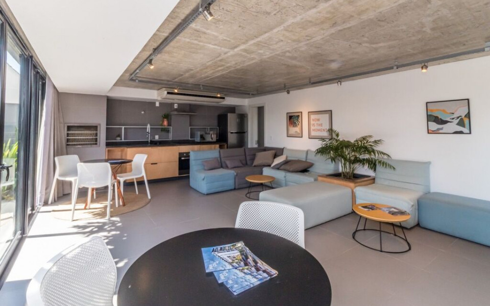 Praça 4 Apto LF0002RE8R