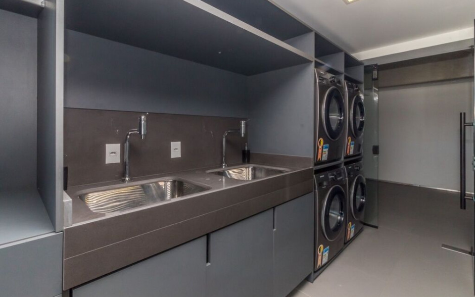 Praça 4 Apto LF0002RE8R