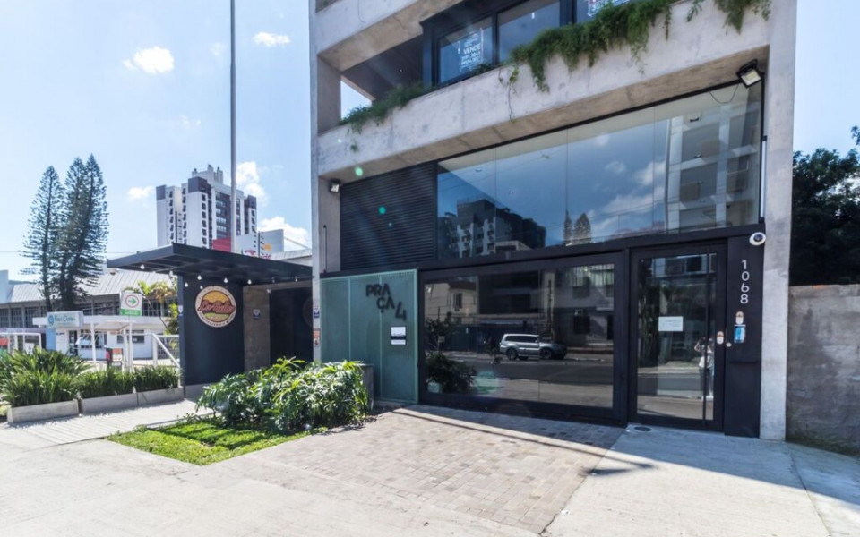 Praça 4 Apto LF0002RE8R