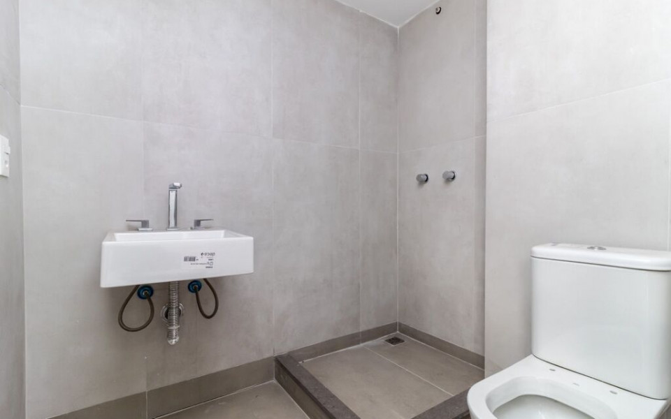 Praça 4 Apto LF0002RE8R