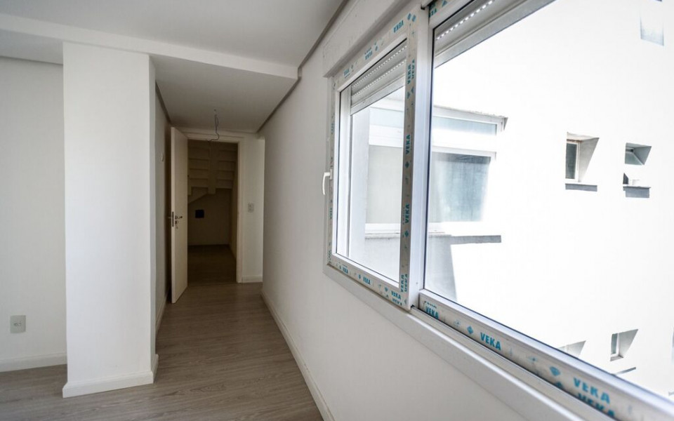 Praia da Ferrugem Apto