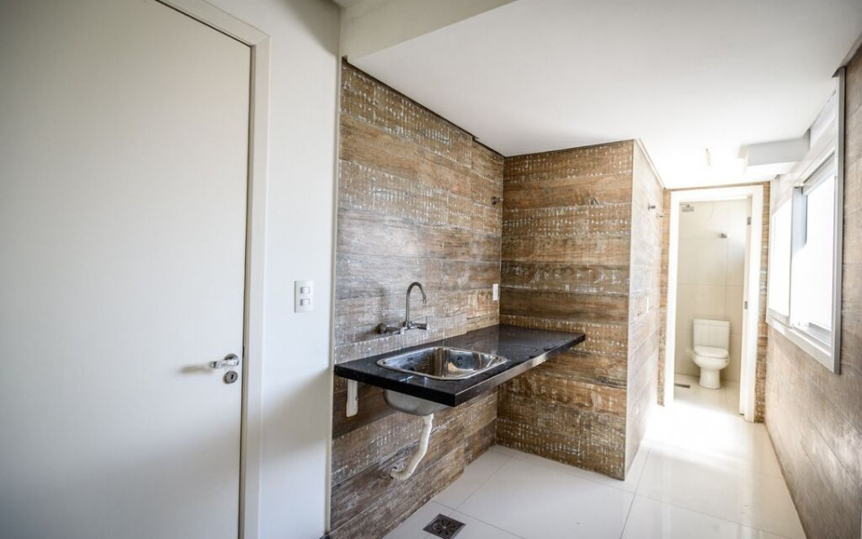 Praia da Ferrugem Apto