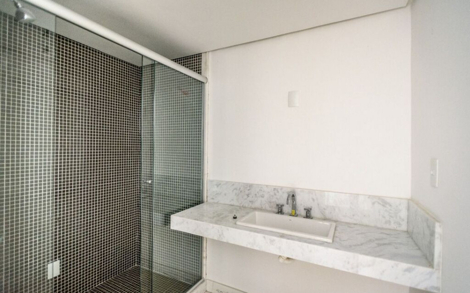 Praia da Ferrugem Apto