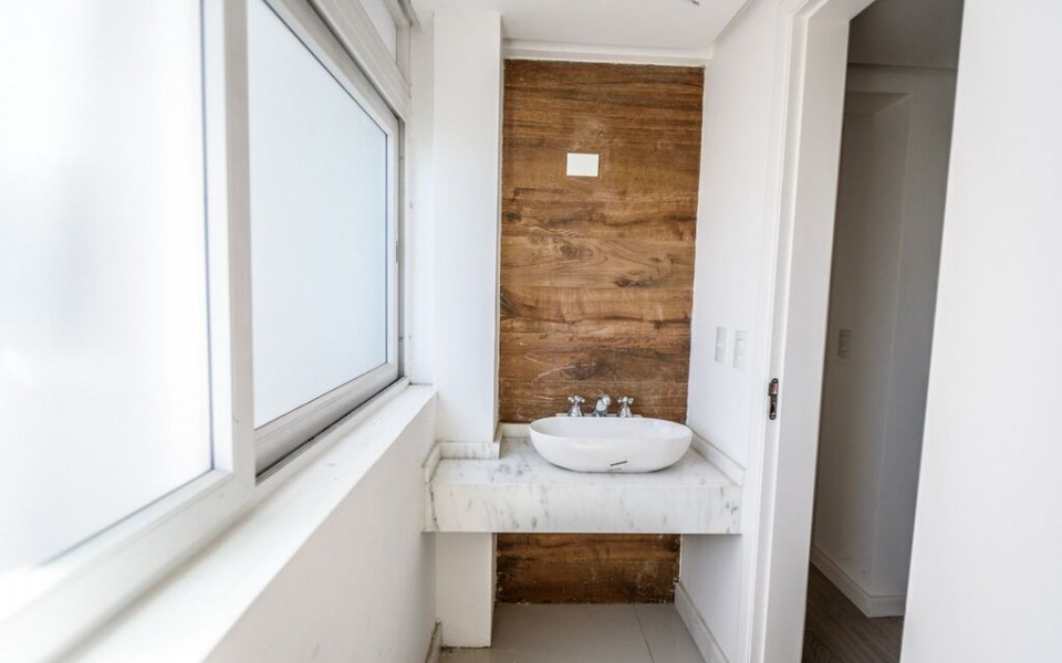 Praia da Ferrugem Apto