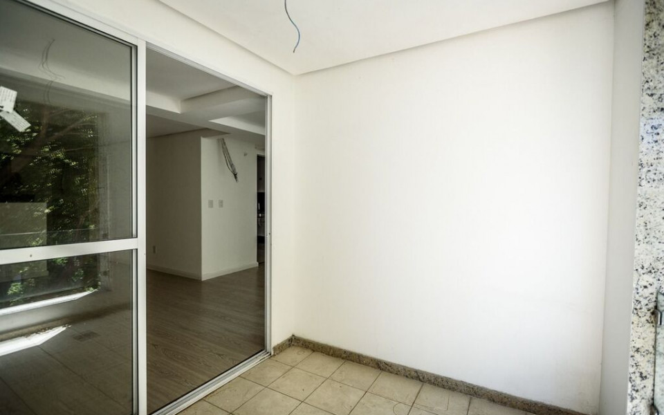 Praia da Ferrugem Apto