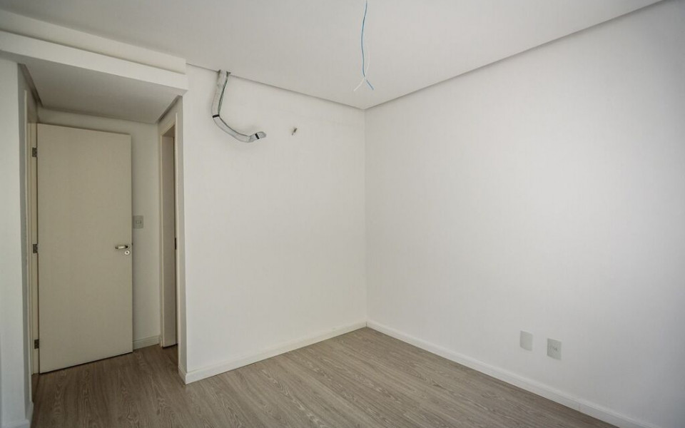 Praia da Ferrugem Apto