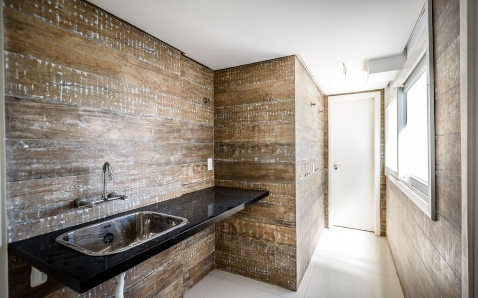 Praia da Ferrugem Apto