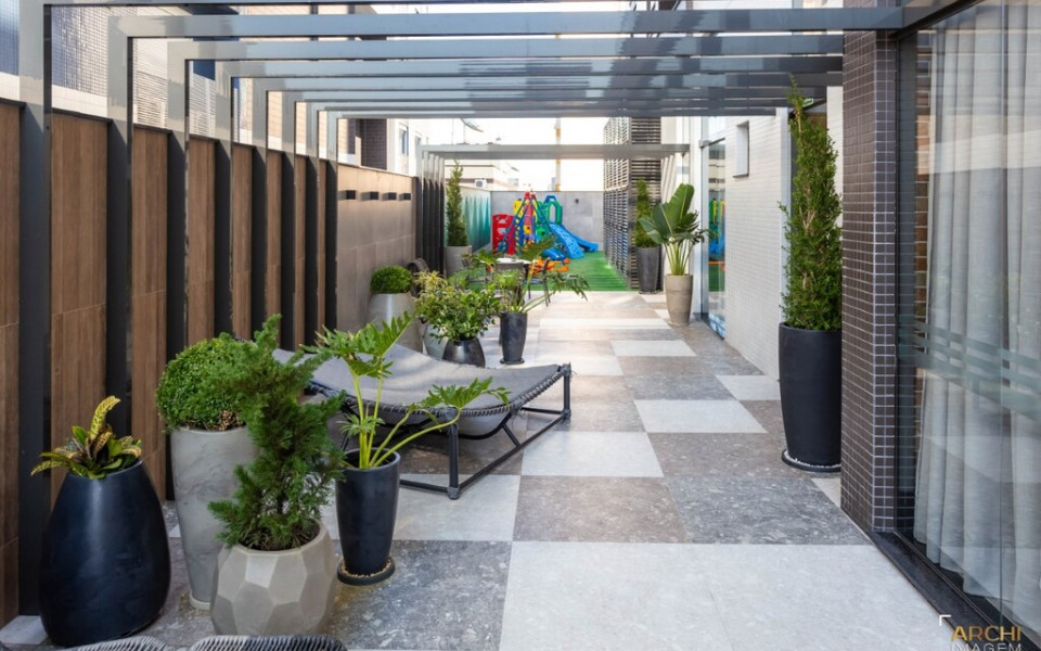 Saint Laurent Residence