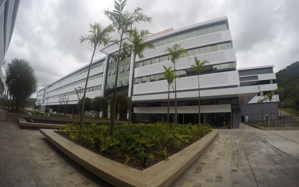 SC401 Square Corporate