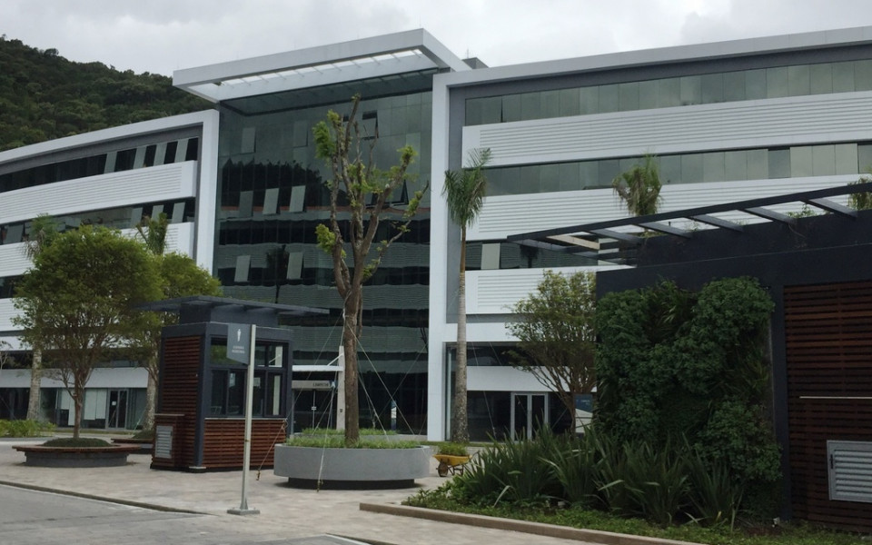 SC401 Square Corporate